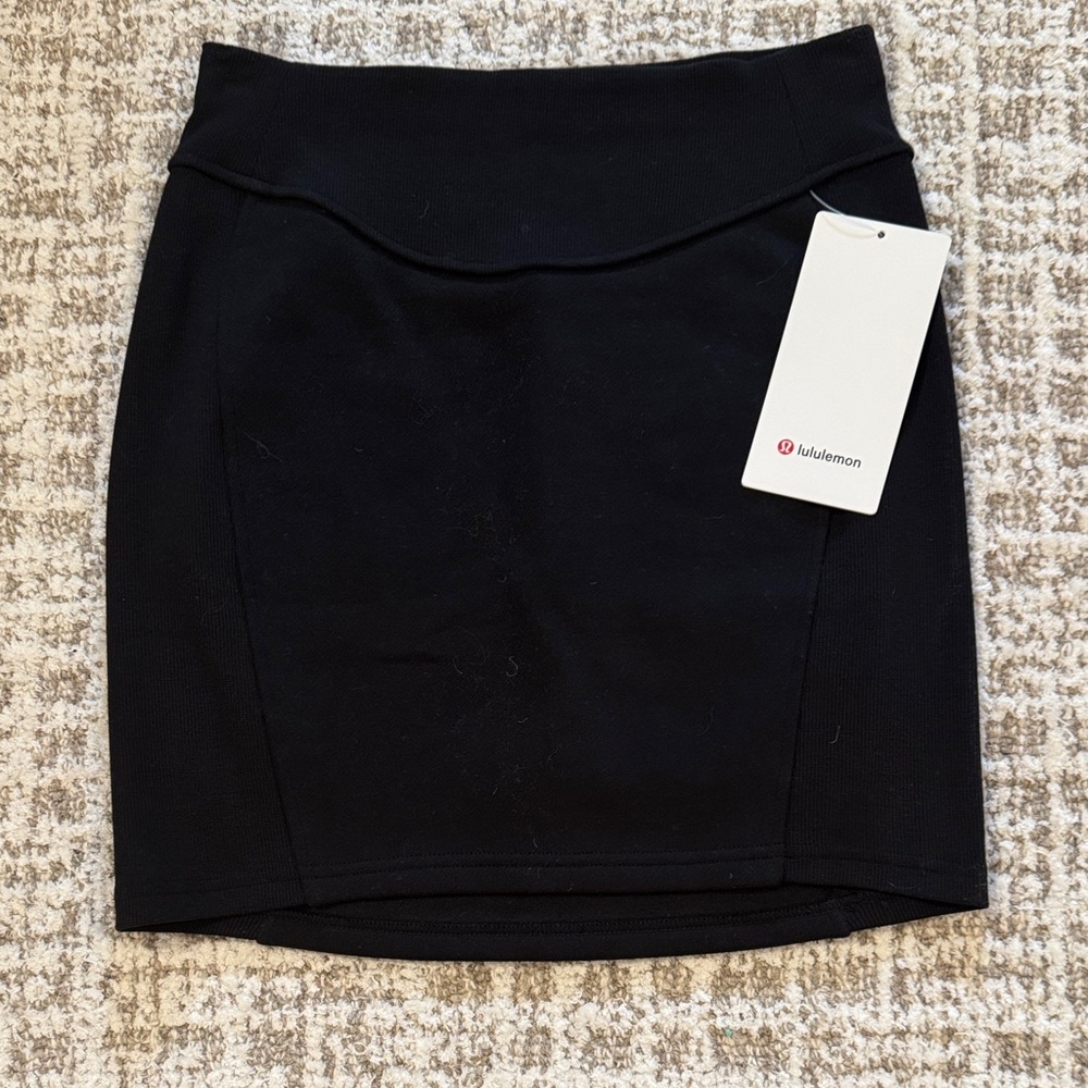 lululemon athletica Elegant Black Pencil Skirt